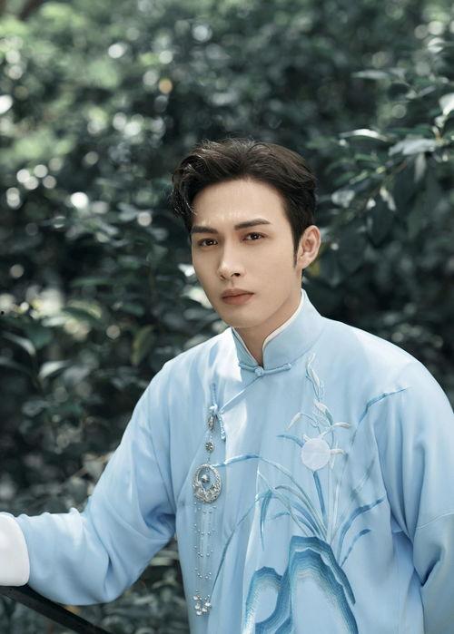 刘大锤最新爆料张彬彬视频,揭秘幕后精彩瞬间 第1张 刘大锤最新爆料张彬彬视频,揭秘幕后精彩瞬间 第1张